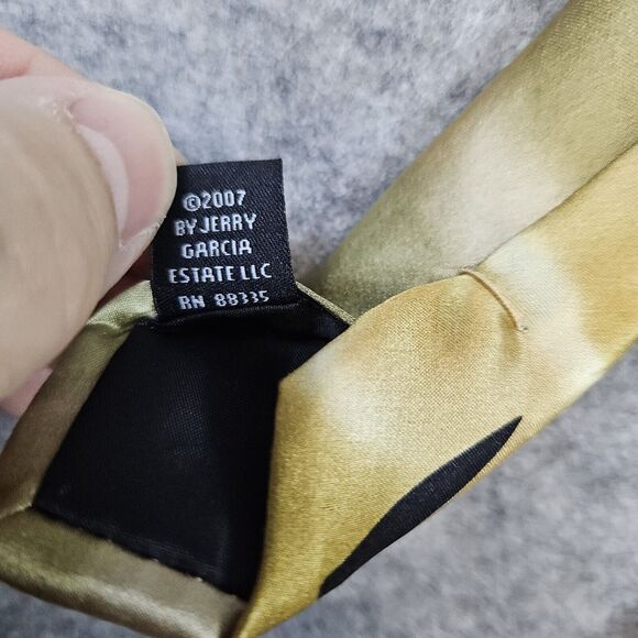 Jerry J. Garcia Necktie Gold /w Black Streaks 4"x62" 100% Silk VERY FAINT SPOTS - Picture 6 of 12